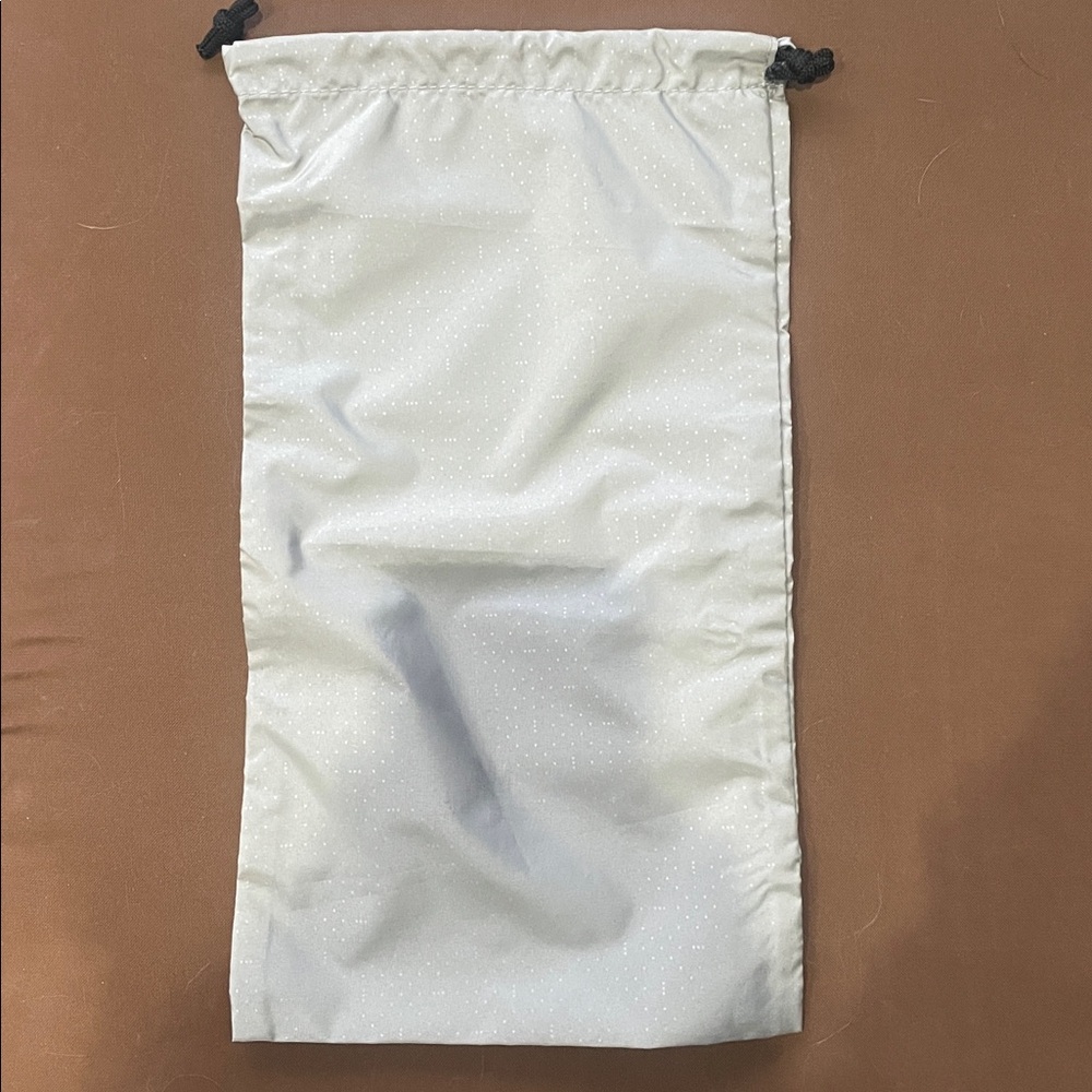 Monos Carry On Luggage Vinyl Dust Bag Protective Cover Drawstring Brand New